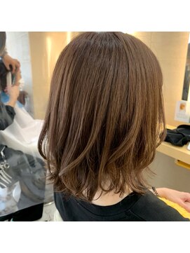 ユーフォリア 新宿通り(Euphoria) 大人かわいい小顔くびレイヤーエモージュ20代30代40代【池田】