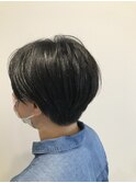 黒髮スッキリショート