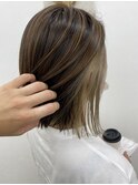 ナチュラルハイライト×ホワイティベージュ