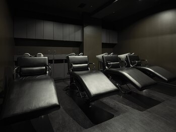 TREAT HAIR DESIGN 妙典店 【トリート】