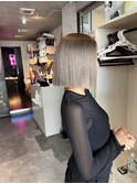 神秘の女神、クレオパトラカット×シルバーグレージュ☆
