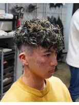 ヴェルゴ 沖浜店(vellgo)&nbsp;外国人風金メッシュスペインカール