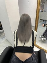 レアル 天王寺 阿倍野(REAL)&nbsp;肌馴染みのいいグレーカラー