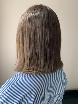 ハブ(hub) 【天神今泉】ミルクティーベージュ