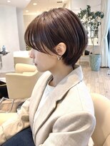 テュケー(TYCHE) 大人可愛い小顔ショートヘア