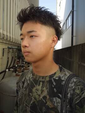 ヴェロ 福井(VeRO) ツーブロックショート/フェード