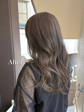 ロエ(loe) 大人の色っぽウェーブ！モカグレージュ