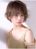 大人可愛い小顔セミウェットニュアンスショートパーマくびれヘア