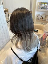 【ホワイトベージュグラデーションカラー】南越谷/越谷/髪質改善/縮毛矯正/白髪ぼかし/ハイライト/大人女性