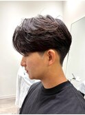 毛流れセンターパートニュアンスパーマカルマヘアメンズパーマ