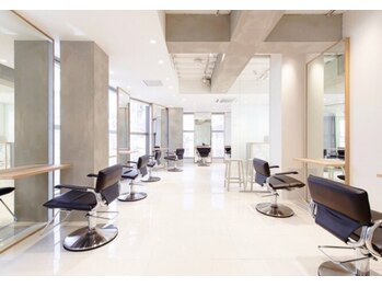 I've 原宿/ブリーチなしダブルカラー/ケアブリーチ×ダブルカラー/トレンドカット