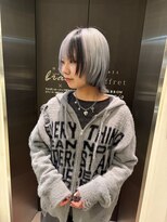 ブレスシイ 大阪梅田(brace SII)&nbsp;Design color White×Black