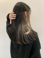 ダリー 新さっぽろ店(Dali)&nbsp;ホワイトブリーチ/プラチナグレージュ◆インナーカラーロング