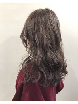 ラフューネ(Raffune) モノブラウン/大人／艶感