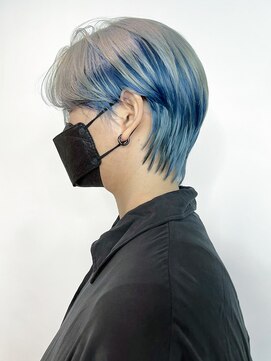 アイティー バイ アルバム 浦和店(IT by ALBUM) コンマヘアスキンフェードツイストスパイラル_ba378131