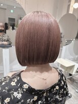 ストレータ バイ マリオ(Strata by mario)&nbsp;【mami】ぷつっとミニボブ×アッシュピンクベージュ