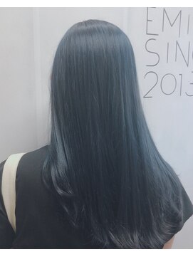 ナンバー エミライ 溝の口(N° emirai) 透明感ブルーブラック