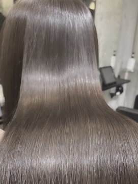 エヴァー(ever) ☆ever☆ insta@ever_hair_official[渋谷/原宿/渋谷駅/髪質改善]