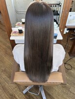 ヘアリゾート リノ(Hair resort Lino) カーキアッシュ×ミネコラ