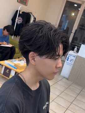 ディータ(Dita) 毛流れフェザーパーマ