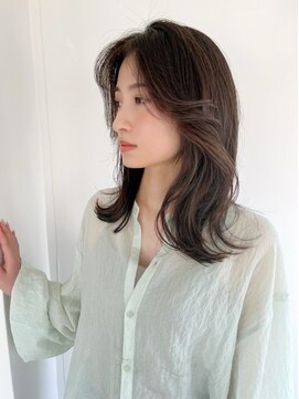 キイ ギンザ(k.e.y GINZA) ミディアムレイヤー