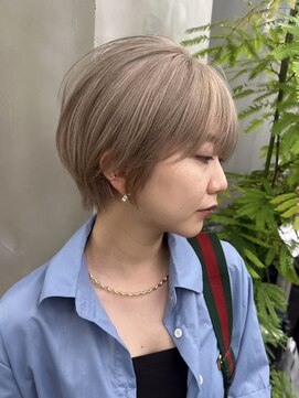 ギークス(GEEKS) 【GEEKS渋谷】夏カラー/ミルクティーベージュ/大人ショート/小顔