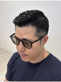 すっきりスマートな印象の短髪スタイル