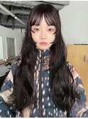 ○肌が白く見えるピンクブラウンカラー