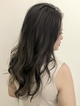 ラブリス(Luvliss) 【YUUKIの似合わせ顔まわりカット/透明感カラー】