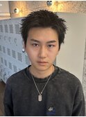 ベリーショートスパイキーショート刈り上げ大人メンズヘア