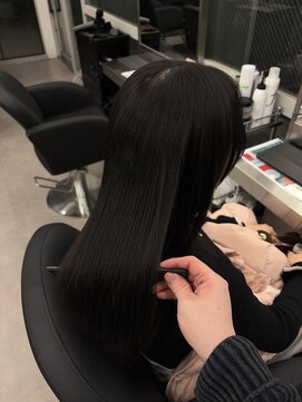 ロロ(LoLo.) トーンダウンカラー