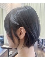 サロウィン 名古屋本山店(SALOWIN) 大人可愛いフェミニンショートボブ