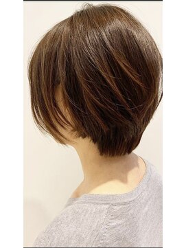 アミル(AMIL) ショートスタイル