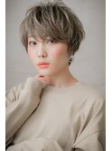 モードなホワイトベージュ♪ゆるふわショートZ上尾20代30代40代