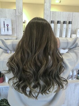 クリーム(CREAM) バレイヤージュ