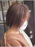 ナチュラルな切りっぱなしボブ