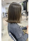 ◆◇女性らしい　軽さのあるミディアムスタイル◇◆