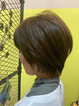 アングル(angle) [angle/西新駅]立体ショート