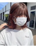 インナーカラーが映える暖色ベージュ
