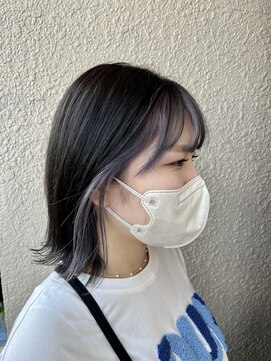 ギルマ(Girma) 切りっぱなし×インナーカラー