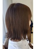 切りっぱなし外ハネスタイル