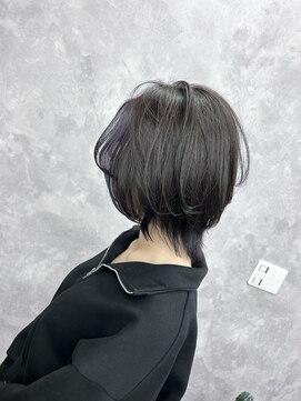 アンティア小作(ANT‘IA) レイヤーボブ。ディープラベンダー