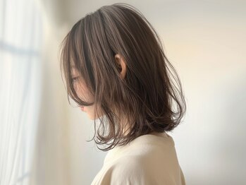 ユイット 市川(yuit)の写真/気になり始めた白髪も自然にカバー!頭皮に優しい髪質改善カラーで、艶と潤いのある美髪に♪[市川/松戸]