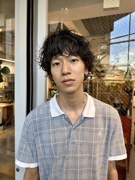 サイズ(cyez) 無造作パーマのメンズマッシュスタイル