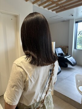 スリー(three.) 【three.北浜】ミディアムきりっぱなし◎