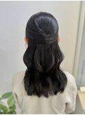 ナチュラルな綺麗めハーフアップ