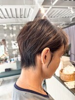 ホワイトストーン WHITE STONE&nbsp;柔らかシルエットの大人ショートデザインカラー