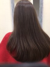 ルシア ヘア(Lucia hair) やわらかロング