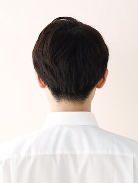 パウダー(powder) ツーブロックマッシュ　束感ショート　黒髪　韓国