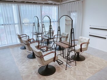 shirof shinjuku【シロフシンジュク】